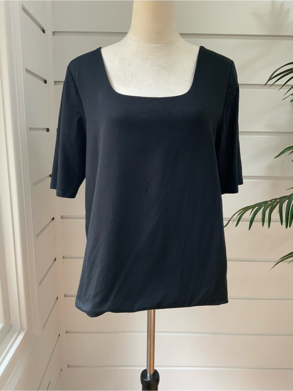 Chico's Black Square Neck Short Sleeve Top Chico’s Size 2 (L)